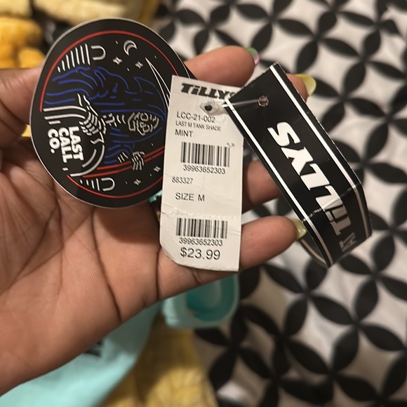 Last call company tank shirt - Picture 4 of 4